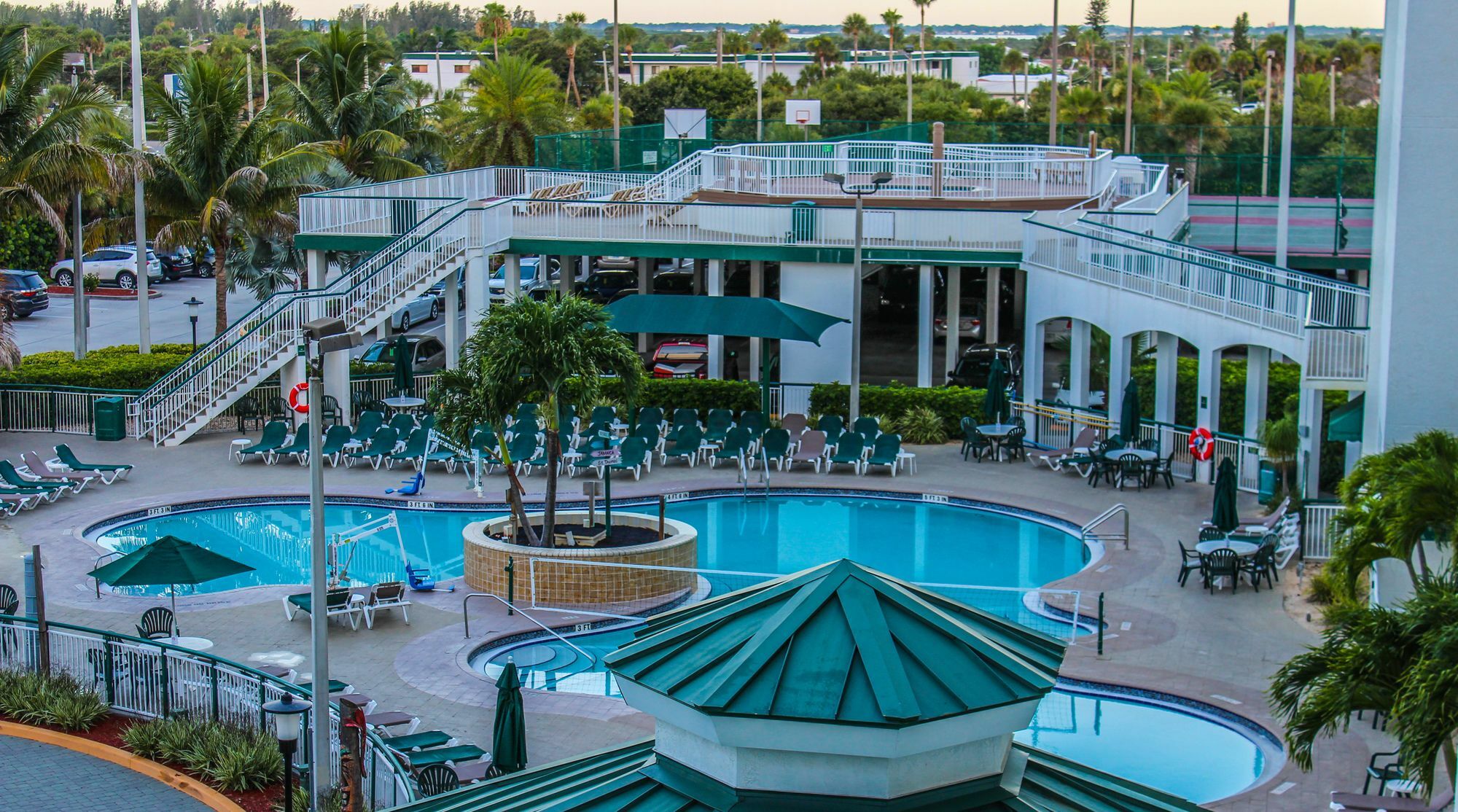 The Resort On Cocoa Beach Buitenkant foto